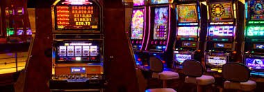 Antarmuka permainan Caribbean Stud Poker rupiahslot88 dengan statistik real-time